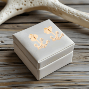 Aretes Taj Corona en Oro Laminado con Circonias