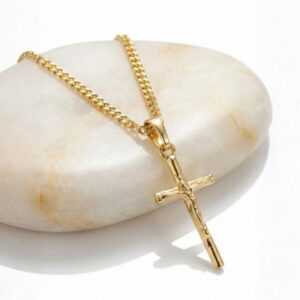 Collar Cruz Majestad en oro laminado